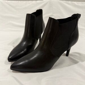 Elegant Black Ankle Boots